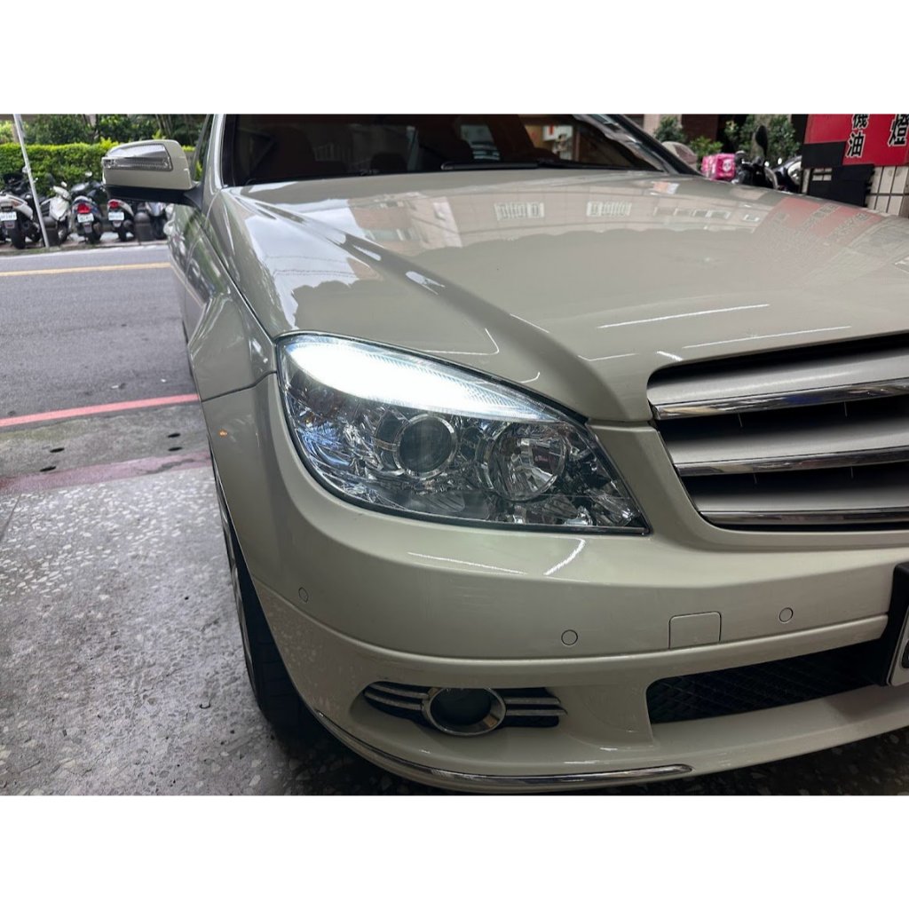 雙魚座汽車精品~W204大燈+T10解碼LED/白光4顆/C200/C300/C63/W204大燈/w204原廠型大燈