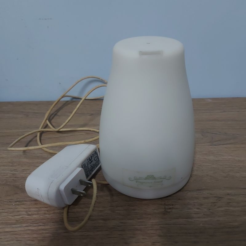 二手 水氧香氛機 香薰機 薰香機 夜燈水氧機 霧化噴香機