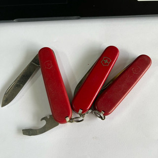 [沐沐屋］victorinox 維氏 84mm 公雞 Bantam 8用 瑞士刀