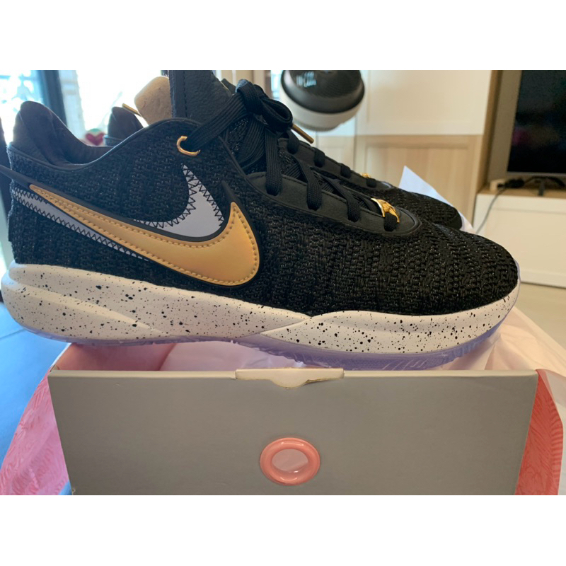 Lebron 20 黑金10號 Lebron XX EP