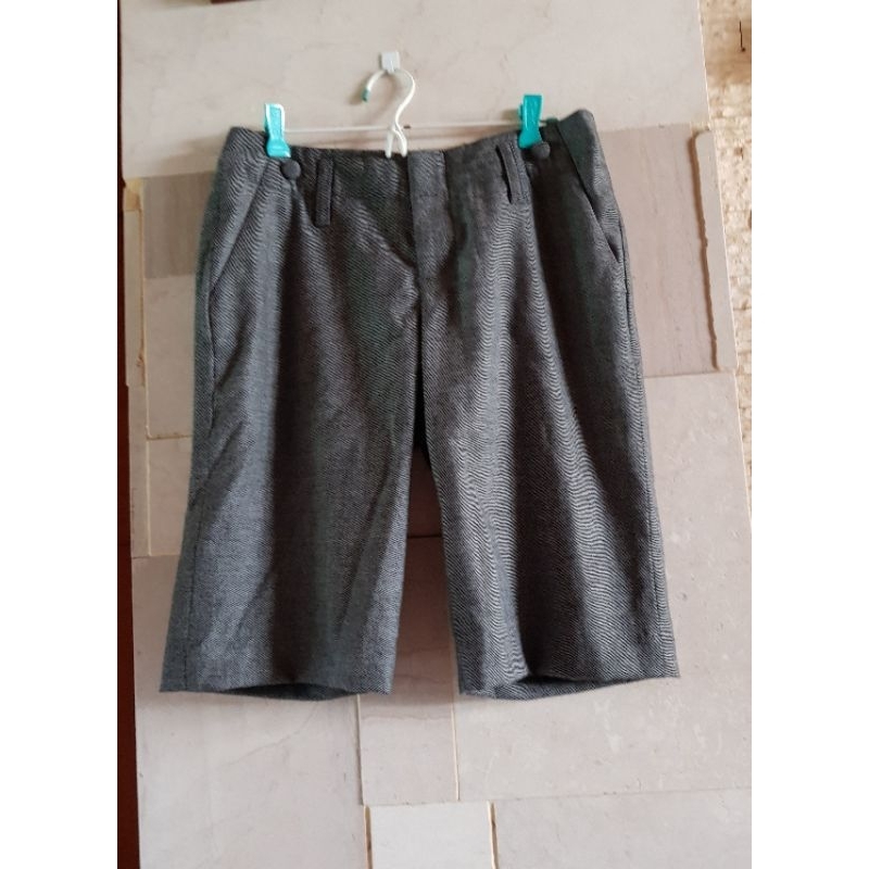 BANANA REPUBLIC 短褲，全新美國6號。
