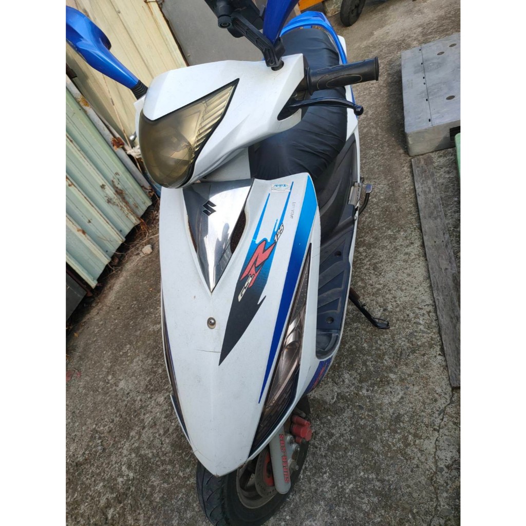 達成拍賣 SUZIKI 鈴木 GSR NEX 碼表 車手 大燈 車殼 車台 三角台 前叉 避震器 輪圈 後燈 椅子