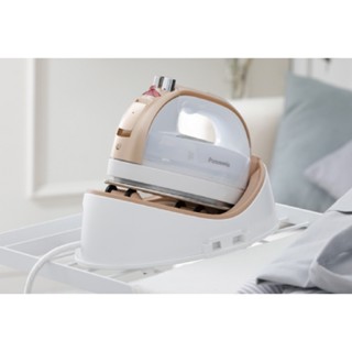 Panasonic國際牌 無線蒸氣電熨斗 NI-WL75