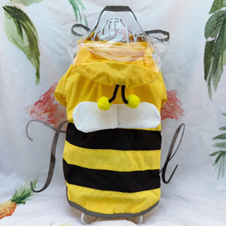 ☛ FAMstore☚現貨 小蜜蜂造型雨衣 寵物雨衣 狗雨衣 寵物服飾 寵物衣服 外出雨衣 寵物配件 雨衣