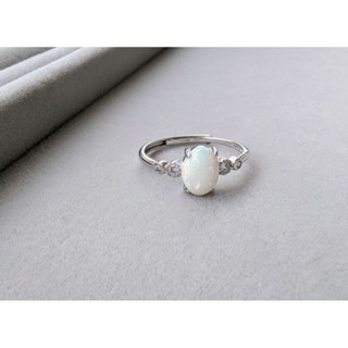 陽光下好美~ 天然石戒指 . 奶白體 蛋白石戒指 . S925銀戒指 . 可調式戒圍（現貨實拍）◾The Cedrus