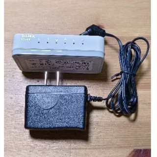 D-Link DES-1005A 5埠 HUB 網路交換器
