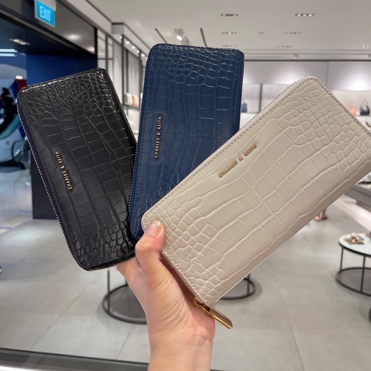NIKE専用カルティエビンテージマネークリップ　折り財布ギャランティーカード付き NIKE専用カルティエビンテージマネークリップ 折り財布ギャラン