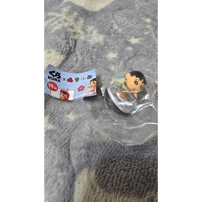 藏壽司＆蠟筆小新扭蛋 小新睡衣鮮度君