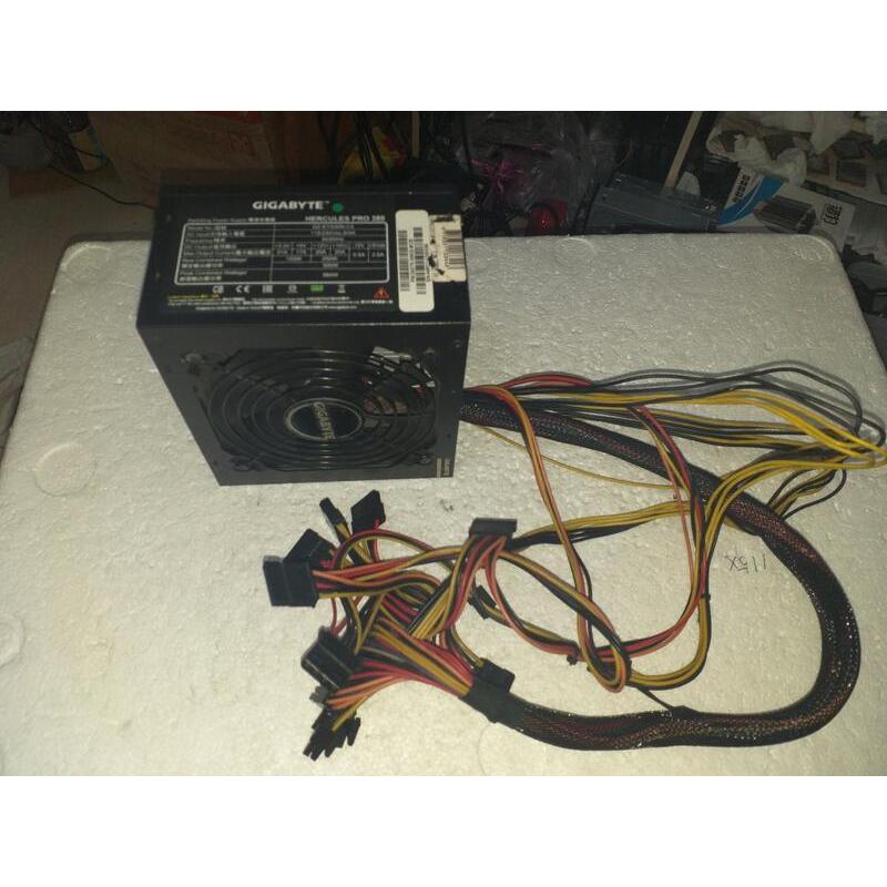 良品--技嘉POWER 380W (HERCULES PRO 380),保固40天.