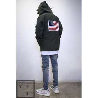 全新正品3m反光🇺🇸Supreme X the north face tnf 國旗 衝鋒衣 外套
