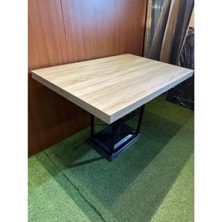 橡木紋餐桌 工業風桌 自然風餐桌 電腦桌 書桌 洽談桌 辦公桌 實木桌 餐桌 工作桌 客廳桌A7140晶選二手傢俱