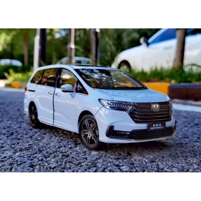 《星探者車庫》送車牌！ 原廠精品 1/18 Honda 本田 Odyssey  奧德賽 模型車 1:18