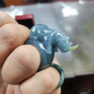 冰藍水犀（吸）牛玉戒（天然翡翠A貨男戒）