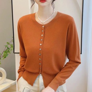愛依依 長袖上衣 薄外套 針織衫 毛衣 秋冬時髦洋氣收腰獨特別致針織上衣TBF07-10020.