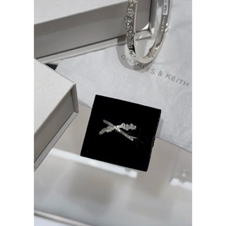 【𝐄𝐱𝐩𝐫𝐞𝐬𝐬𝐨 】 預購Charles&Keith 24新款小CK5-32120413戒指💍