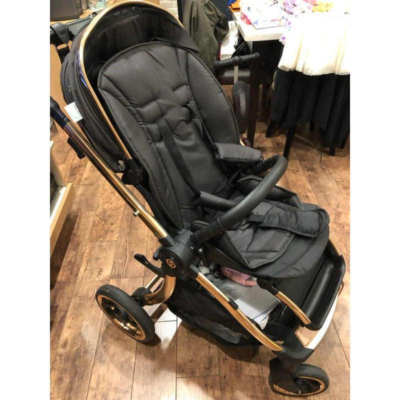 二手英國hybrid premium core嬰兒推車 戰車