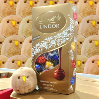 COSTCO 好市多 義大利 LINDOR 金色盒裝綜合巧克力 綜合巧克力 巧克力 榛果 牛奶 白巧克力 黑巧克力 綜合