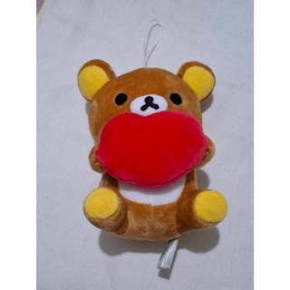 姜小舖紅色愛心拉拉熊 Rilakkuma 尺寸高17公分 填充玩具 絨毛玩具 抓娃娃機 吊飾 娃娃吊飾 掛飾 布娃娃收藏