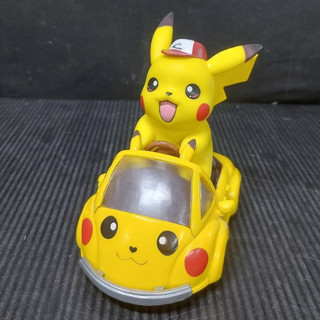 【神奇寶貝】 皮卡丘開車車 皮卡丘車車 寶可夢汽車 皮卡丘 開車 開車車 汽車模型 模型擺件 寶可夢 玩具車 翻模