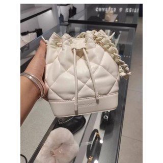 新加坡小ck手提包 輕量水桶包 CHARLES＆KEITH 專櫃購買 抽繩菱格包 腋下包 側揹包 斜揹包托特包