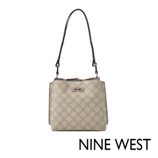【NINE WEST】SHONDA 造型側揹包/手提包/斜揹包-LOGO粉(517374)