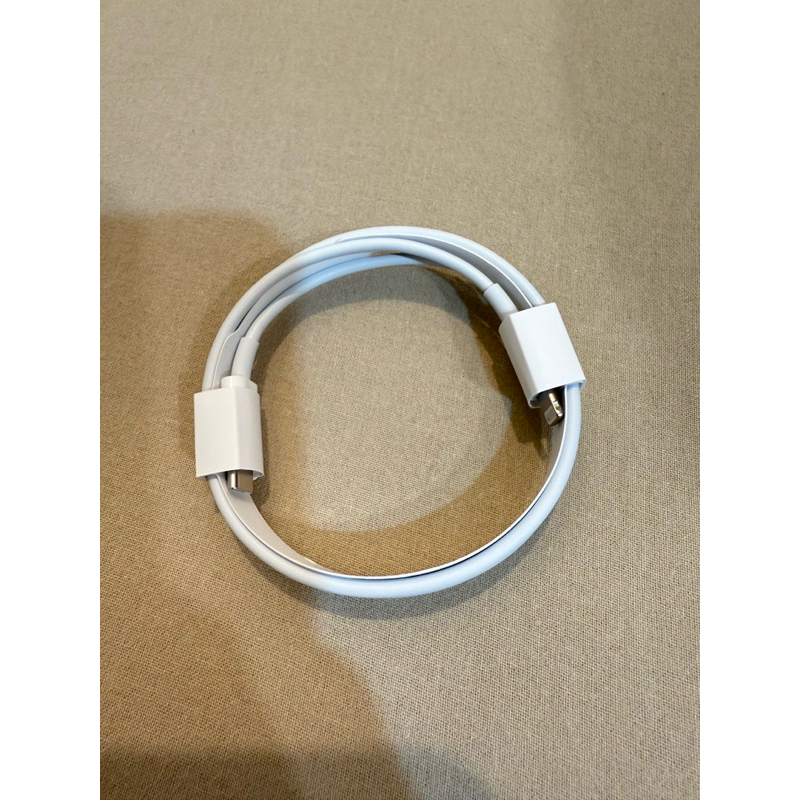 全新apple正品 充電線 USB-C 對 Lightning 連接線（1公尺）