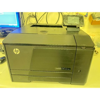 HP LaserJet Pro 200 彩色印表機 M251NW 二手良品空機 (不含碳粉匣)