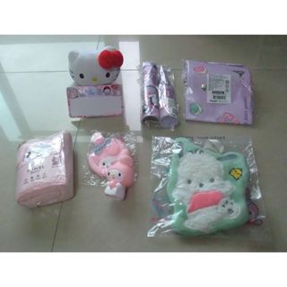 多款生活小物~Hello Kitty絨毛娃娃留言板、酷洛米 史迪奇口紅包、美樂蒂珊瑚絨毛巾 小錢包、帕洽狗擦手巾