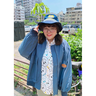 KATZE ZOZO限量原創款-低調小皮標騎車風衣外套-藍