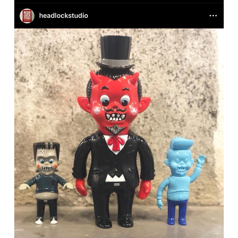 Last day of holiday🥺 #headlockstudio #headlock #knuckle #knuckle331  #littlechopdesign #monstersfanclub #kustommonsters #headlockstudioのお仕事  #nagoya #toyskhoho #toys #designertoys #toystagram #vinyl #vinyltoys #ソフビ  #ソフビ人形 #ソフビ怪獣 #sofubi 