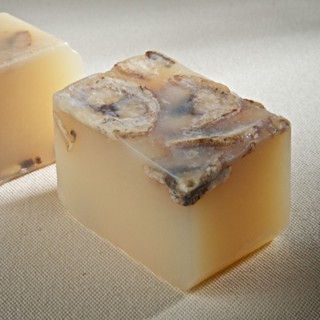 香蕉優格手工皂 80g 立方形【現貨】【捷克-菠丹妮】