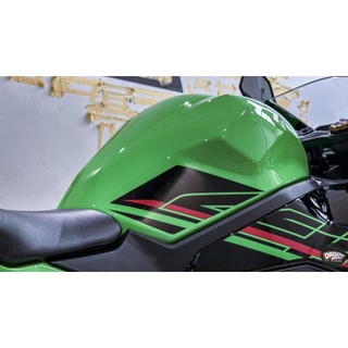 [老爸包膜店] Kawasaki Ninja 忍者 ZX4RR 油箱 專用保護膜 防刮 抗細紋 電腦裁切