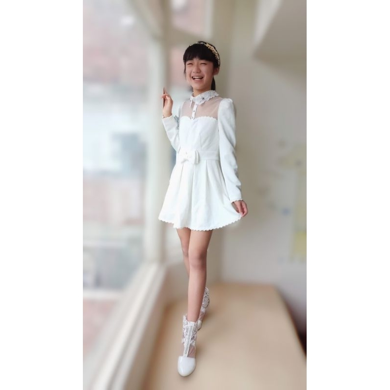 近新Ruby's collection露比午茶透膚心形水鑽珍珠領蝴蝶結公主袖花邊長袖洋裝S號 畢業典禮服 花童服