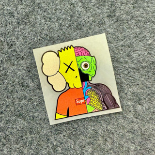 🤙🏻🇹🇼現貨🤙🏻 反光車貼 流行 潮牌 聯名 暴力熊 Kaws XX 反光貼紙 PVC防水貼紙 安全帽貼紙 筆電貼 滑板