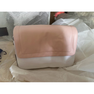 Marc Jacobs空氣感枕頭包