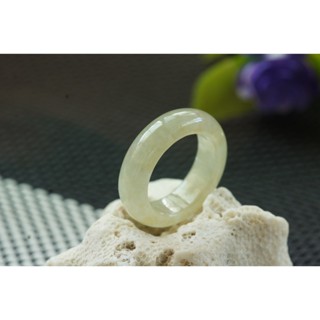 熱賣U254玉戒指❀ 11#翡翠玉A貨冰潤淡黃寬版玉戒圈指環戒子【緬甸玉翠軒】玉首飾品 男女款式 尾戒