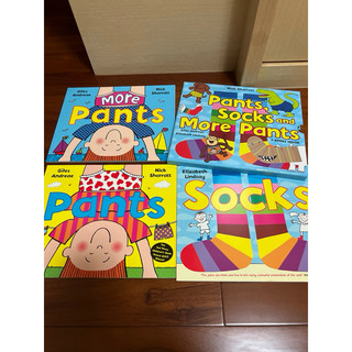 正版英文讀本pants socks and more pants (Nick Sharratt) (三書+書盒)