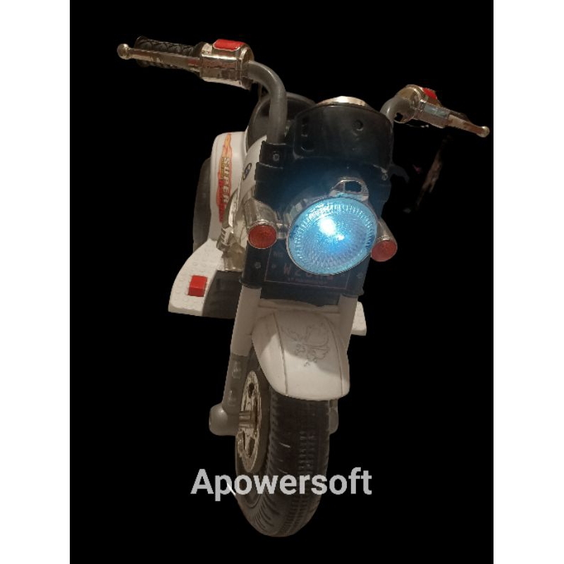 二手中古兒童電動機車一台 兒童電動機車 電動機車