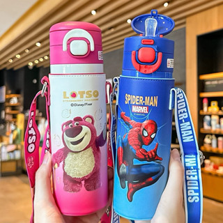 🔹臺灣師傅免費刻字🔹迪士尼雙飲保溫瓶🔹550ml 兒童吸管直飲水壺附皮革杯套 316不鏽鋼保溫瓶 蜘蛛人鋼鐵人冰雪草莓熊