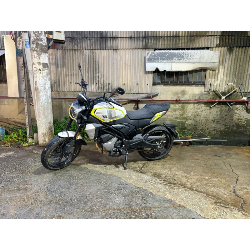 CFMOTO 春風 250CL-X