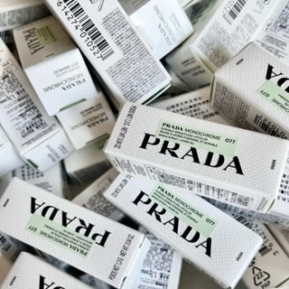 現貨秒出+預購/🇫🇷 Prada 新色 啞光唇膏 護唇 潤唇 1.6g 口紅 U B101 B02 B106 中小樣