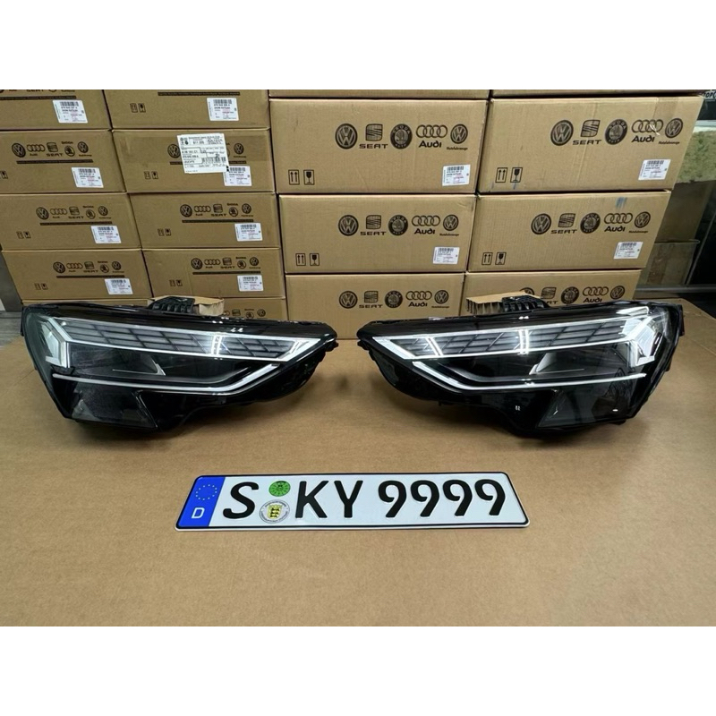 奧迪德國原廠2025 RS3矩陣大燈總成