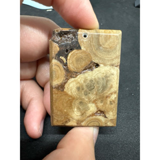 P4704 天然泰國龍宮舍利原礦 靈骨舍利 墜子 無事牌 墜飾 已打孔