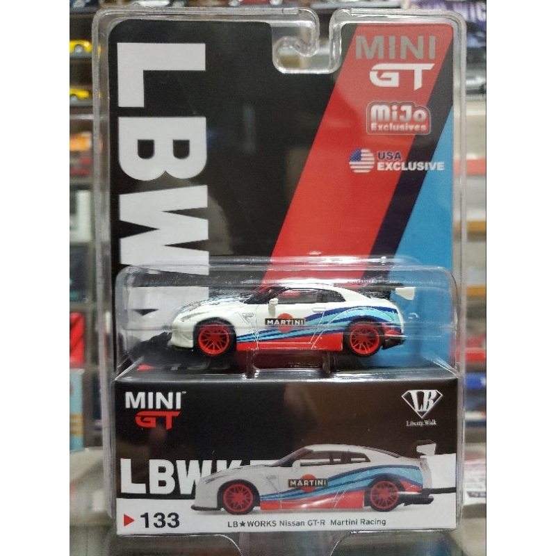 1/64 mini gt gtr r35 martini racing lbwk #133『美版吊卡』『車身顏色偏黃』