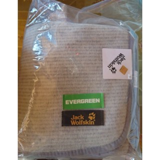 全新 Jack Wolfskin 毛毯 （長榮股東紀念品）