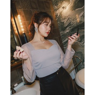 AIR SPACE PLUS 桃心領網紗拼接上衣(附胸墊)(黑/灰) 女裝 現貨 大尺碼 中大尺碼
