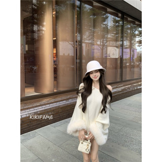 KIKIFAME🤍氛圍美人·三色 慵懶毛毛拼接斜肩上衣 長袖上衣 露肩上衣 毛毛上衣 針織上衣 針織衫 長袖針織