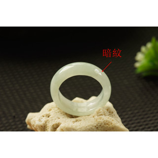 熱賣U651玉戒指❀ 17# 翡翠玉天然A貨水潤白底寬版戒圈指環戒子【緬甸玉翠軒】玉首飾品 男女款式