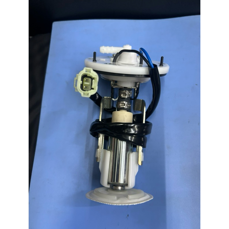 光陽 ALB8 新GP125 （白色塑膠盤面直徑為95mm)機車汽油幫浦總成 23