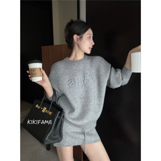 KIKIFAME🖤Lazy·三色 字母壓印圓領針織衫+短裙套裝 針織上衣 長袖毛衣 字母上衣 針織裙 針織套裝 兩件套